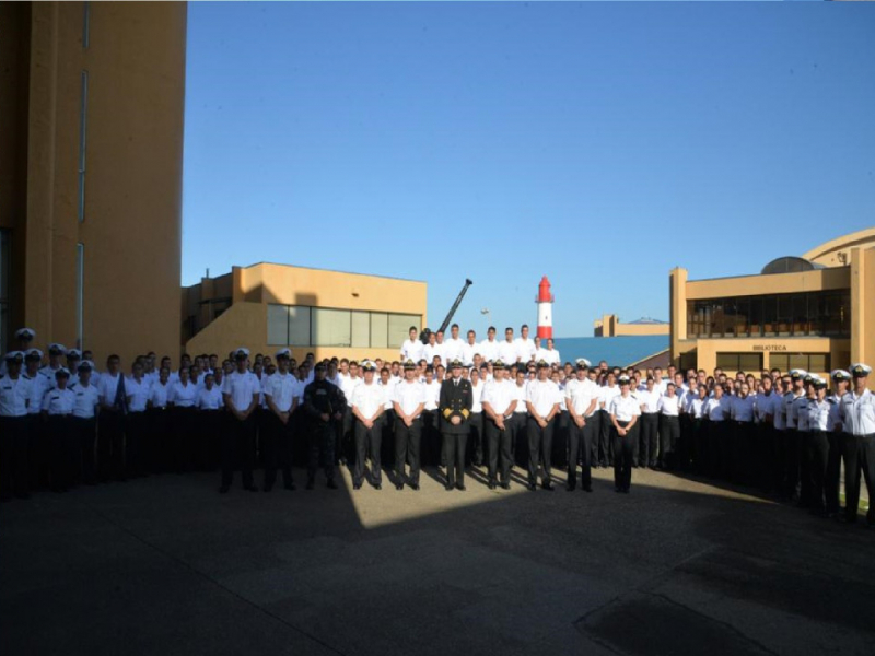 Cadetes de Primer Año visitan Complejo de Direcciones Técnicas Marítimas
